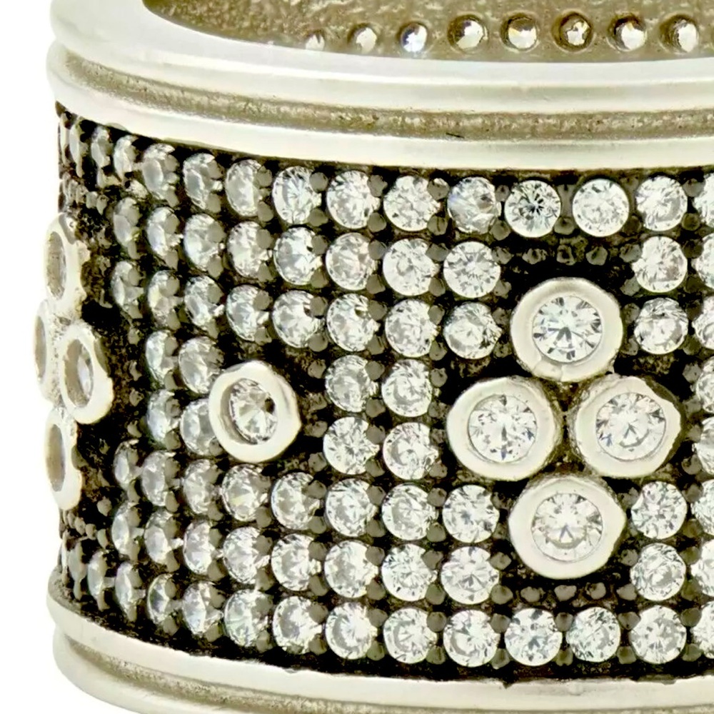 The Freida Rothman 925 Sterling Silver CZ Band Ring is size 6